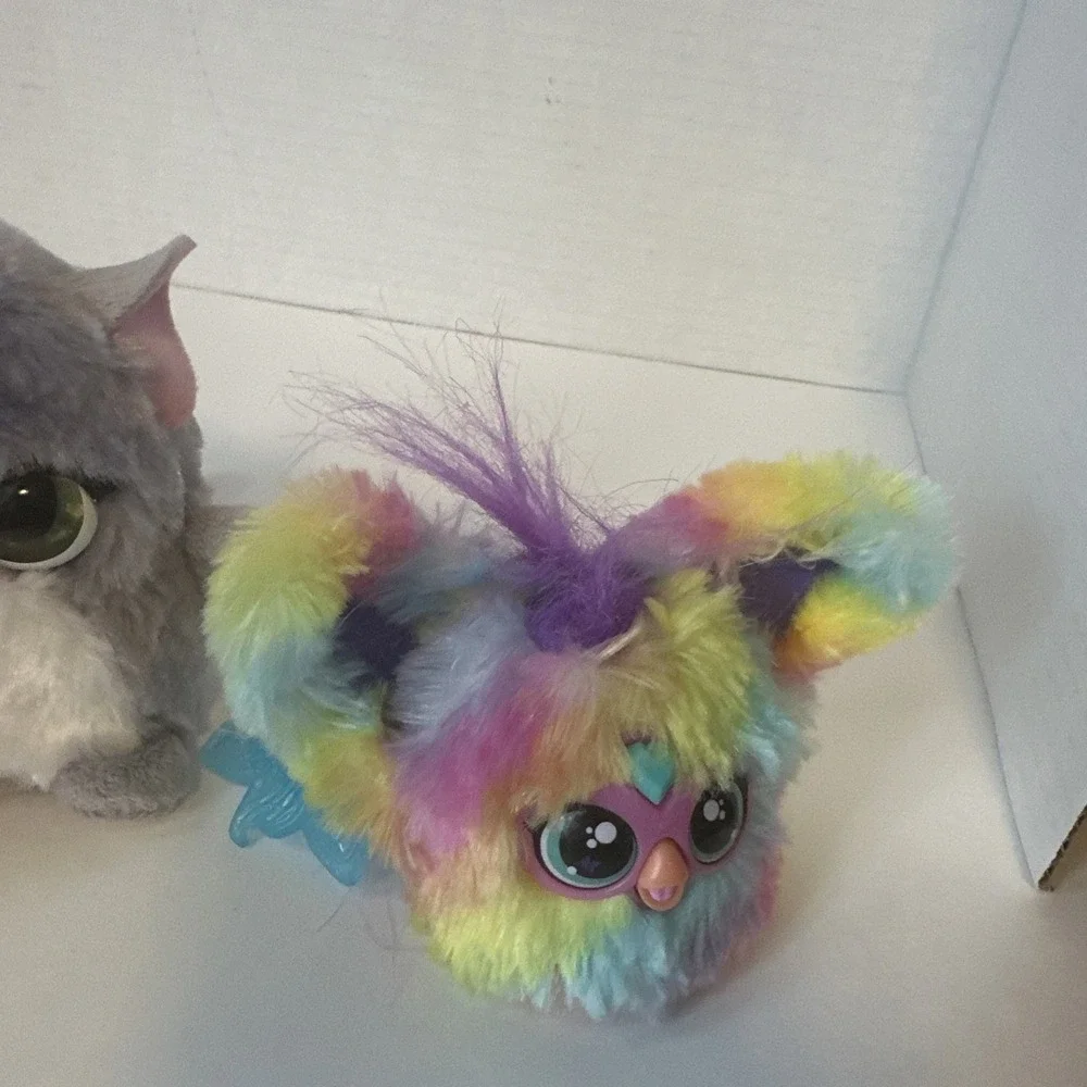 FurReal Fuzzalots Purple Kitty Interactive. Color Changing Belly.And 2 Furblets.
